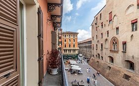 Casa Isolani Guest House Piazza Maggiore